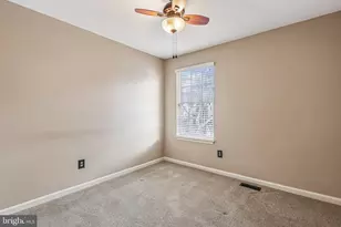 1326 Stourhead Ct, Herndon, VA 20170 - Photo 37