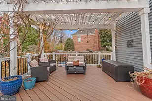 8812 Surrey Ct, Alexandria, VA 22309 - Photo 5