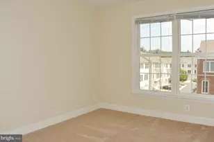 2492 Terra Cotta Cir, Herndon, VA 20171 - Photo 27