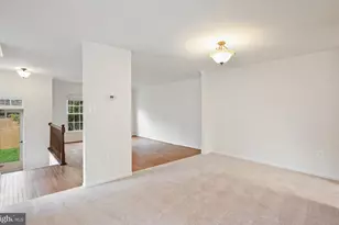 4020 Gregg Ct, Fairfax, VA 22033 - Photo 9