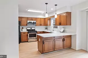 4020 Gregg Ct, Fairfax, VA 22033 - Photo 13