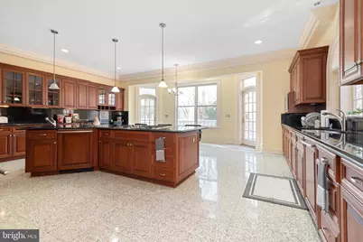 8537 Old Dominion Drive, McLean, VA 22102 - Photo 19