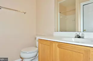 6414 Lureta Ann Ln, Springfield, VA 22150 - Photo 15