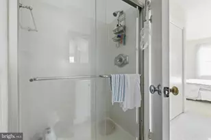 7227 Evanston Rd, Springfield, VA 22150 - Photo 23