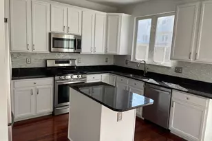 6330 James Harris Way, Centreville, VA 20121 - Photo 7