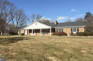 1362 Woodside Dr, McLean, VA 22102 - Photo 13