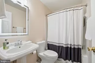 1566 Westmoreland St, McLean, VA 22101 - Photo 41