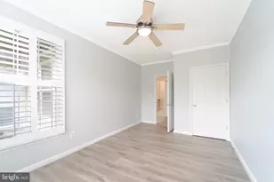 8183 Carnegie Hall Ct, Vienna, VA 22180 - Photo 25