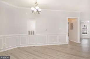 8183 Carnegie Hall Ct, Vienna, VA 22180 - Photo 3