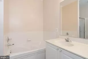 8183 Carnegie Hall Ct, Vienna, VA 22180 - Photo 33