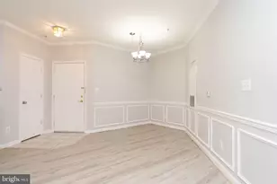 8183 Carnegie Hall Ct, Vienna, VA 22180 - Photo 7