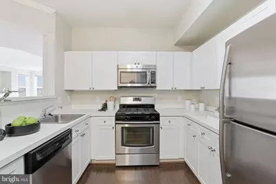 1641 International Drive #114, McLean, VA 22102 - Photo 5
