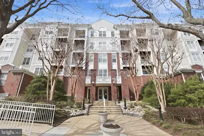 1641 International Drive #114, McLean, VA 22102 - Photo 3