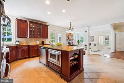 6975 Idylwood Road, Falls Church, VA 22043 - Photo 9