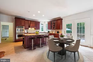 6975 Idylwood Rd, Falls Church, VA 22043 - Photo 13