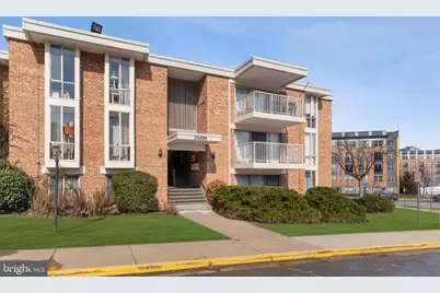 2600 Indian Drive #2C, Alexandria, VA 22303 - Photo 3