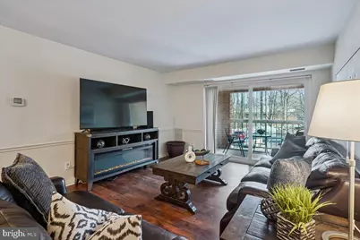 5902 Cove Landing Road #304, Burke, VA 22015 - Photo 9