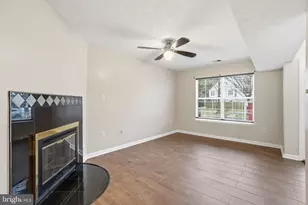 6112 Hoskins Hollow Cir, Centreville, VA 20121 - Photo 11