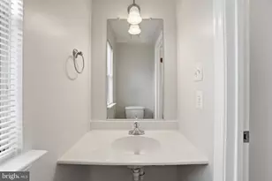 6112 Hoskins Hollow Cir, Centreville, VA 20121 - Photo 19