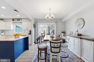 8142 Carrleigh Pkwy, Springfield, VA 22152 - Photo 11