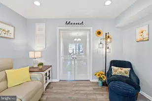 8142 Carrleigh Pkwy, Springfield, VA 22152 - Photo 7