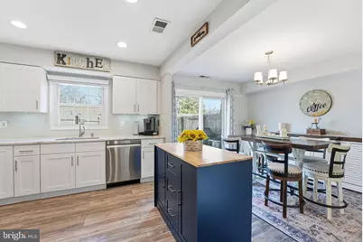 8142 Carrleigh Parkway #126, Springfield, VA 22152 - Photo 9