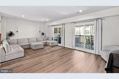 14522 George Carter Way, Chantilly, VA 20151 - Photo 3