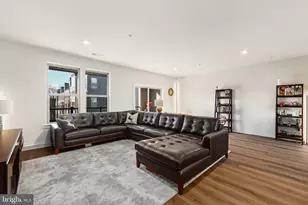 13508 Innovation Station Loop, Herndon, VA 20171 - Photo 9