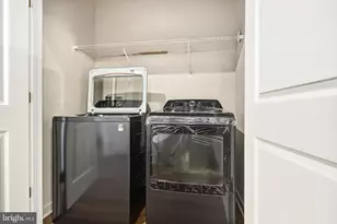 13508 Innovation Station Loop, Herndon, VA 20171 - Photo 29