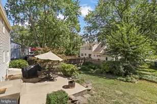 7923 Lake Pleasant Dr, Springfield, VA 22153 - Photo 5