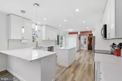 7923 Lake Pleasant Drive, Springfield, VA 22153 - Photo 3