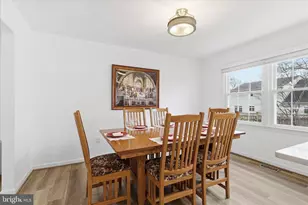 7923 Lake Pleasant Dr, Springfield, VA 22153 - Photo 11