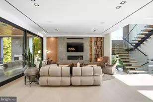 9408 Old Courthouse Rd, Vienna, VA 22182 - Photo 17