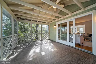 8311 Chapel Lake Ct, Annandale, VA 22003 - Photo 9