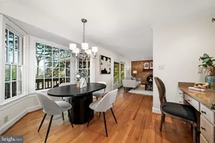 8311 Chapel Lake Ct, Annandale, VA 22003 - Photo 13