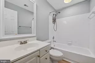 8110 Meadow Springs Ct, Vienna, VA 22182 - Photo 19