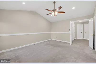 8110 Meadow Springs Court, Vienna, VA 22182 - Photo 9