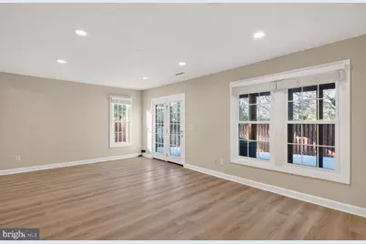 8110 Meadow Springs Court, Vienna, VA 22182 - Photo 21