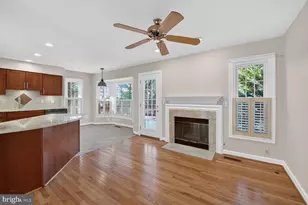 8110 Meadow Springs Ct, Vienna, VA 22182 - Photo 5