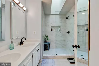 6940 Compton Lane, Centreville, VA 20121 - Photo 7