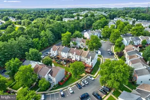 6940 Compton Ln, Centreville, VA 20121 - Photo 51