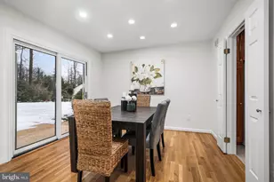 6627 Kennedy Ln, Falls Church, VA 22042 - Photo 9