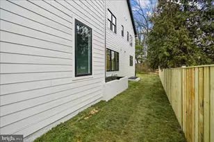 6707 Hallwood Ave, Falls Church, VA 22046 - Photo 7