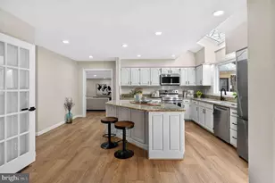 6220 Winslow Ct, Fairfax Station, VA 22039 - Photo 15