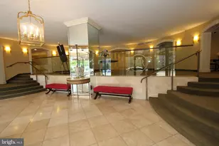 8380 Greensboro Dr, McLean, VA 22102 - Photo 17