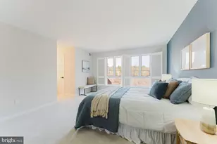 10151 Turnberry Pl, Oakton, VA 22124 - Photo 27