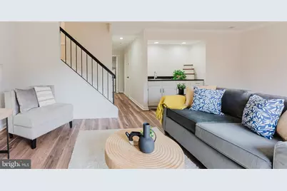 10151 Turnberry Place, Oakton, VA 22124 - Photo 11