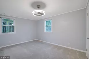 8921 Braeburn Dr, Annandale, VA 22003 - Photo 35