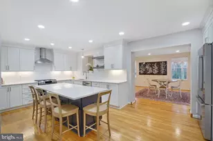 8921 Braeburn Dr, Annandale, VA 22003 - Photo 15