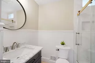 8921 Braeburn Dr, Annandale, VA 22003 - Photo 33